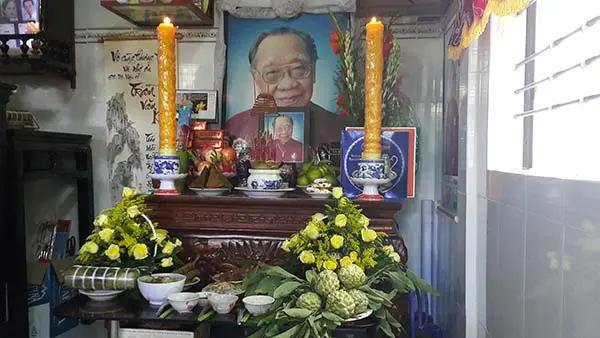 Lễ cúng cơm trong 100 ngày